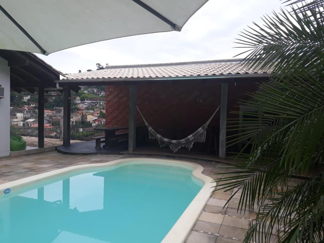 Le Loup Residencia Para Hospedagem Suites 2 Blumenau Bagian luar foto